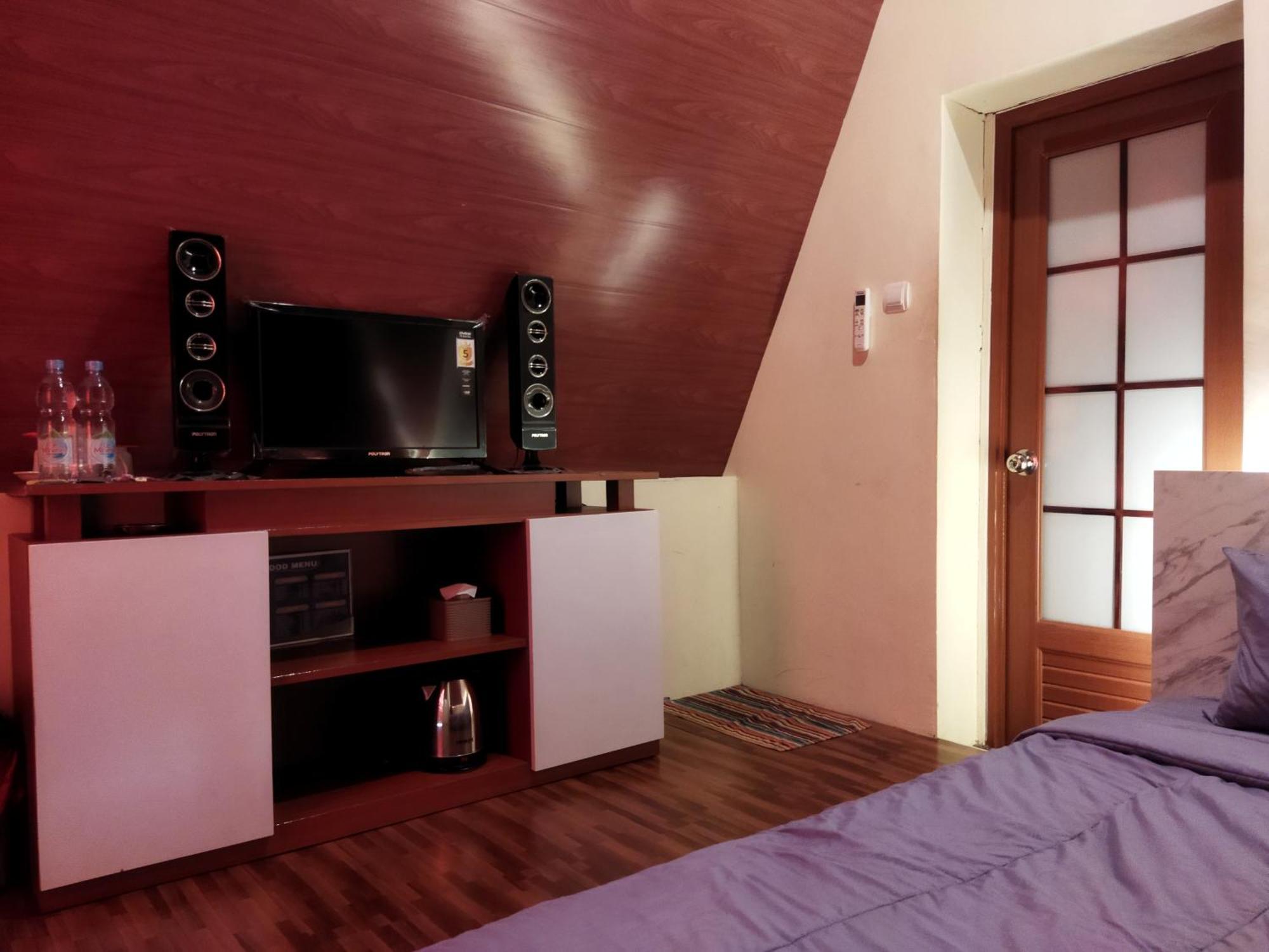 Pijar Resort Powered By Cocotel Kudus Room photo