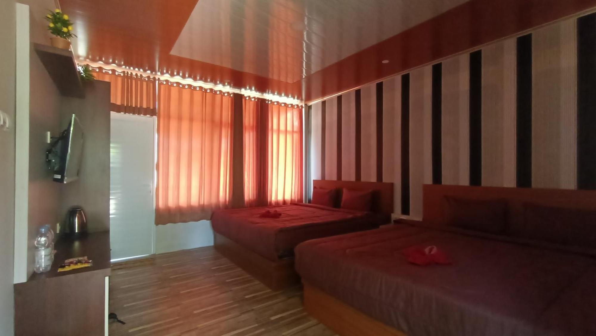 Pijar Resort Powered By Cocotel Kudus Room photo