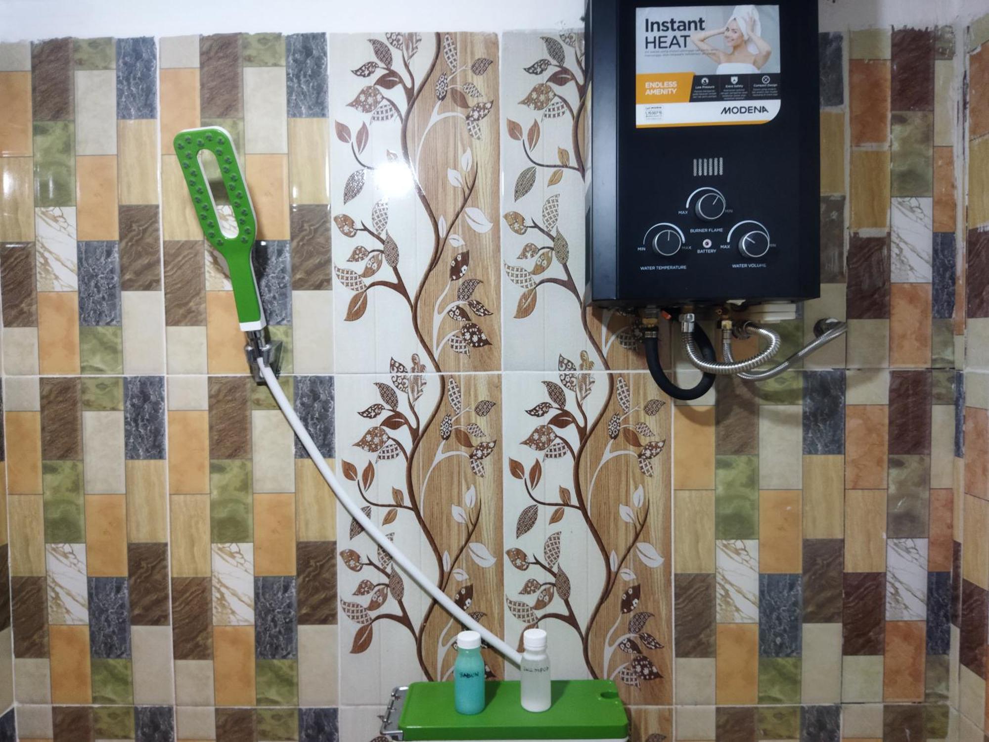 Pijar Resort Powered By Cocotel Kudus Room photo
