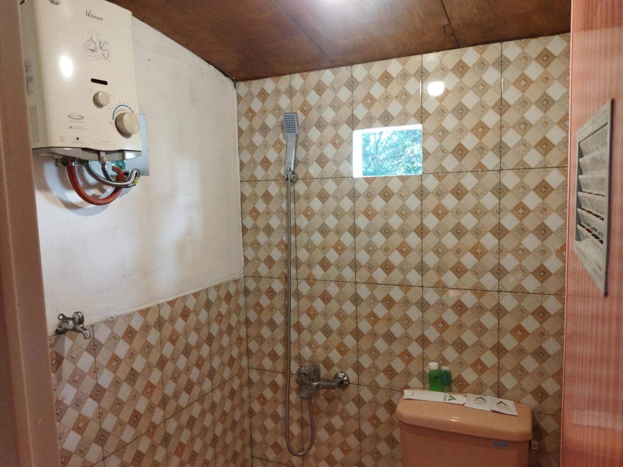 Pijar Resort Powered By Cocotel Kudus Room photo